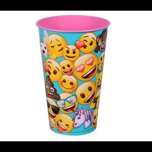5 Emojis plastic cups